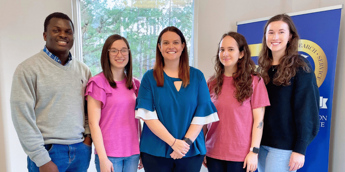 Members of the Shea Lab data-lightbox='featured'